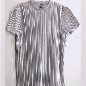 ASOS. Longline T-shirt. Body-fit. Small velour